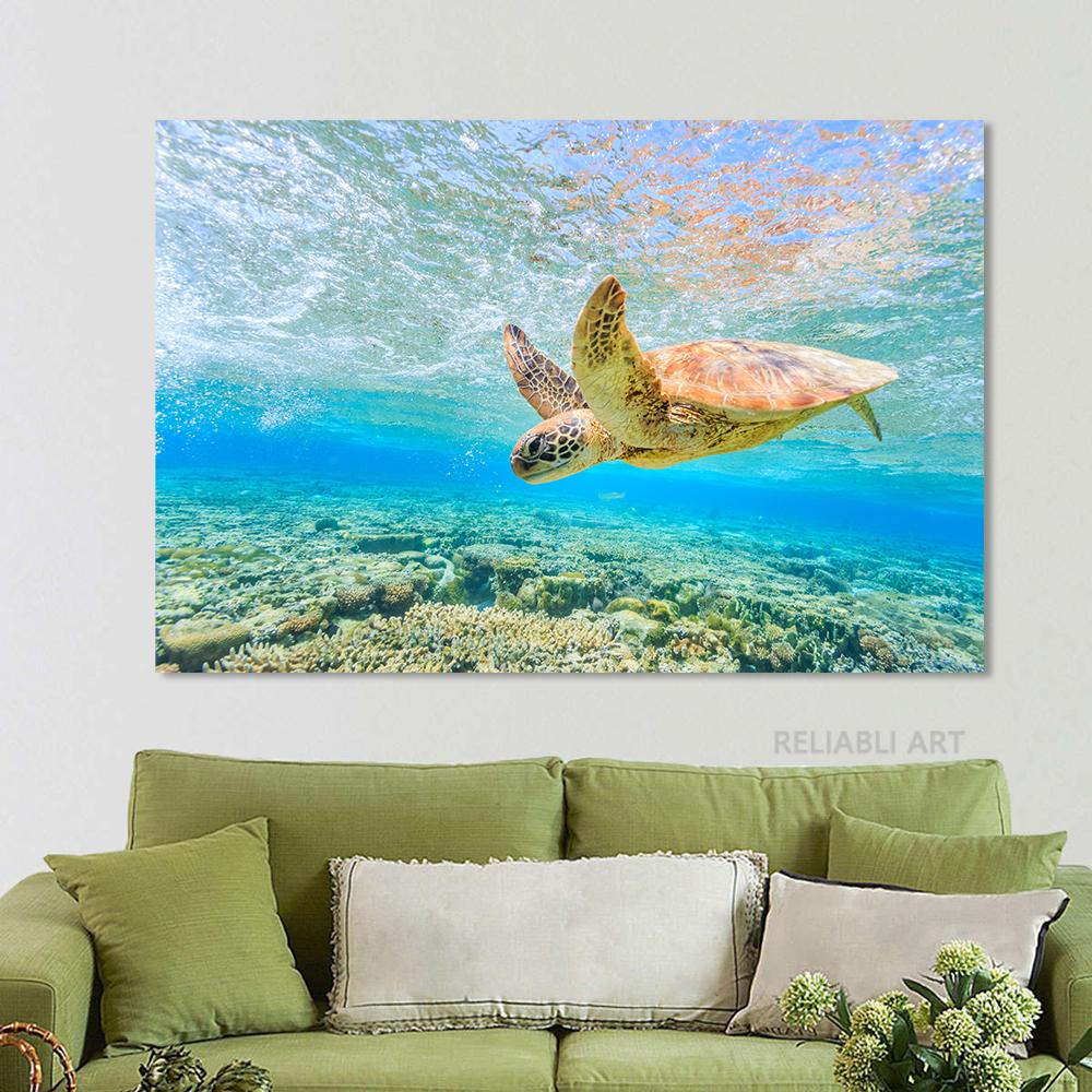 Green Sea Turtle Swims Underwater Wall Pictures Canvas Painting Ocean Marine Life Animal Posters Prints for Living Room Decor