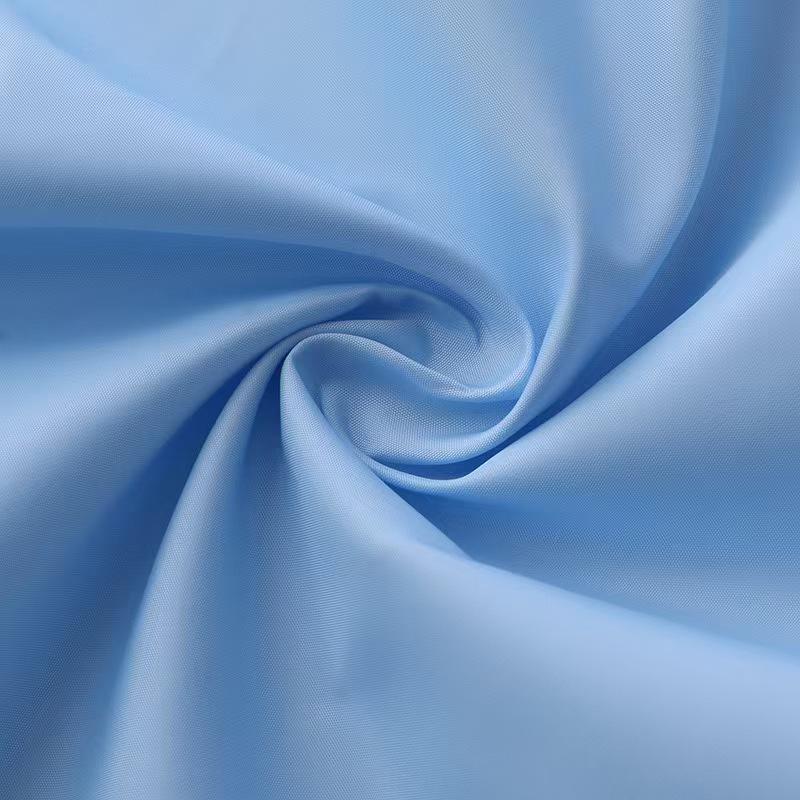 In-Stock 300T Polyester Taffeta Fabric for Jackets, Coats, Luggage, and Lining.