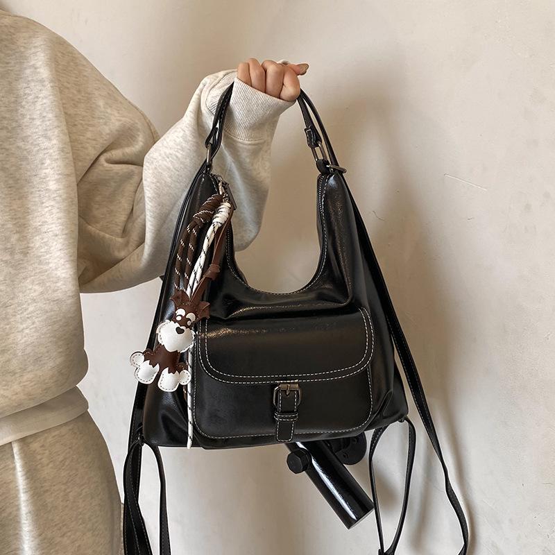 

New trendy large-capacity commuting backpack autumn and winter shoulder messenger bag feeling backpack