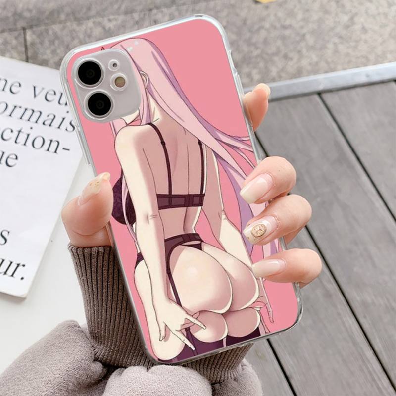 YNDFCNB Zero Two Darling In the FranXX Anime Hard Phone Case for Iphone 13 11 12 Pro XS MAX 8 7 6 6S Plus X 5S SE 2020 XR Fundas