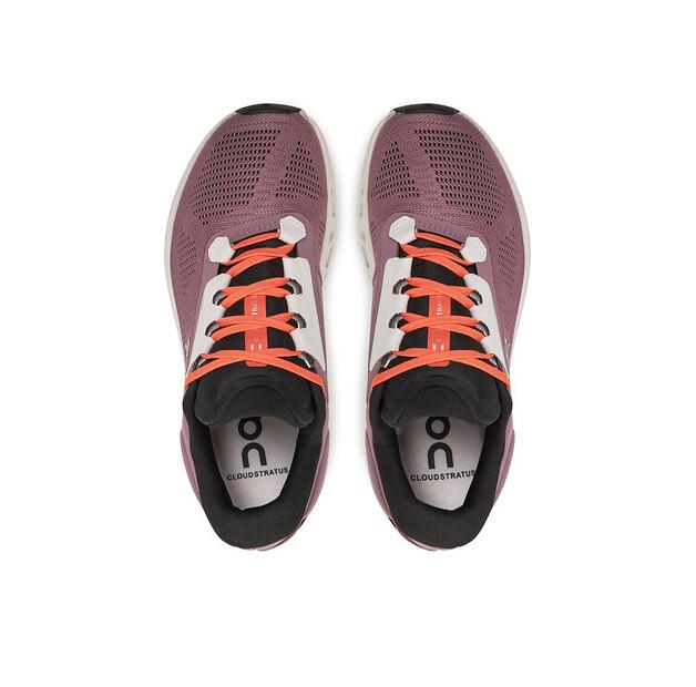 On Cloudstratus 3 Sneakers