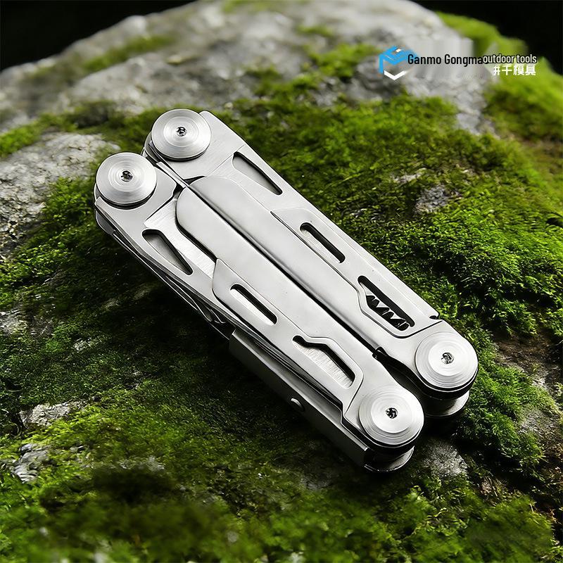 Portable Multi-Functional Folding Pliers & Knife for Outdoor Survival and Camping