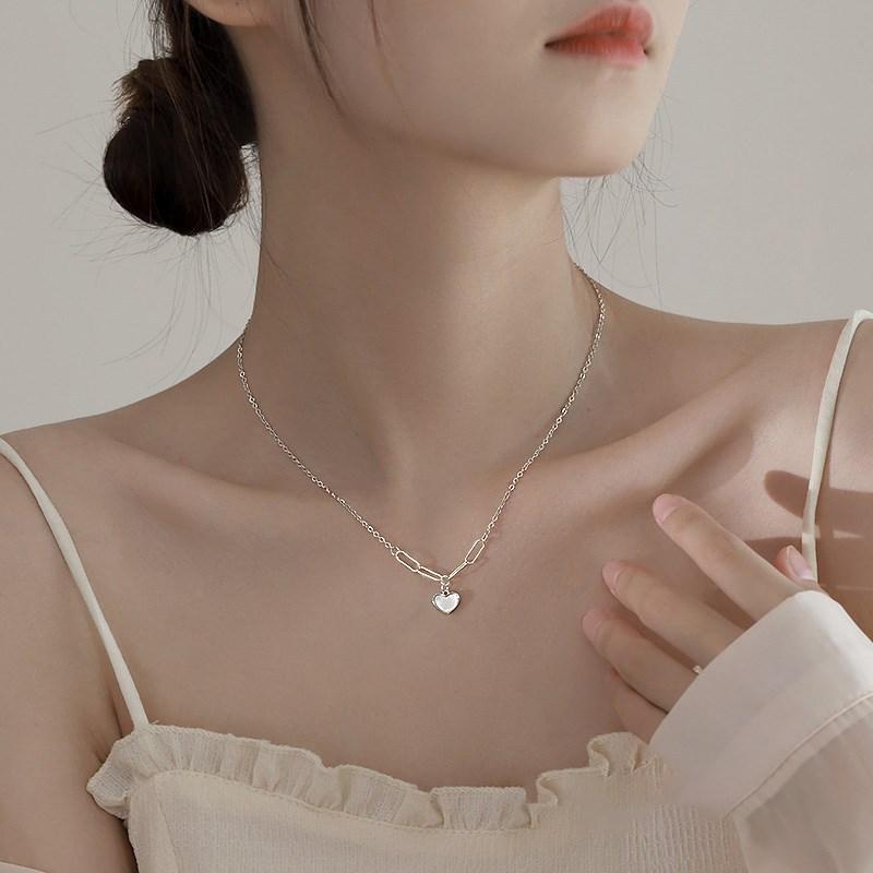 Summer High-quality New Light Luxury Paper Clip Love White Fritillary Pendant S925 Sterling Silver Necklace Women
