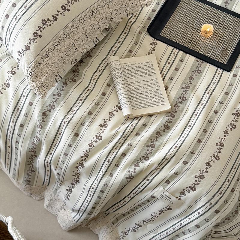 Summer Retro Cotton Linen Lace Design Thin Quilt - Machine Washable Air Conditioning Blanket