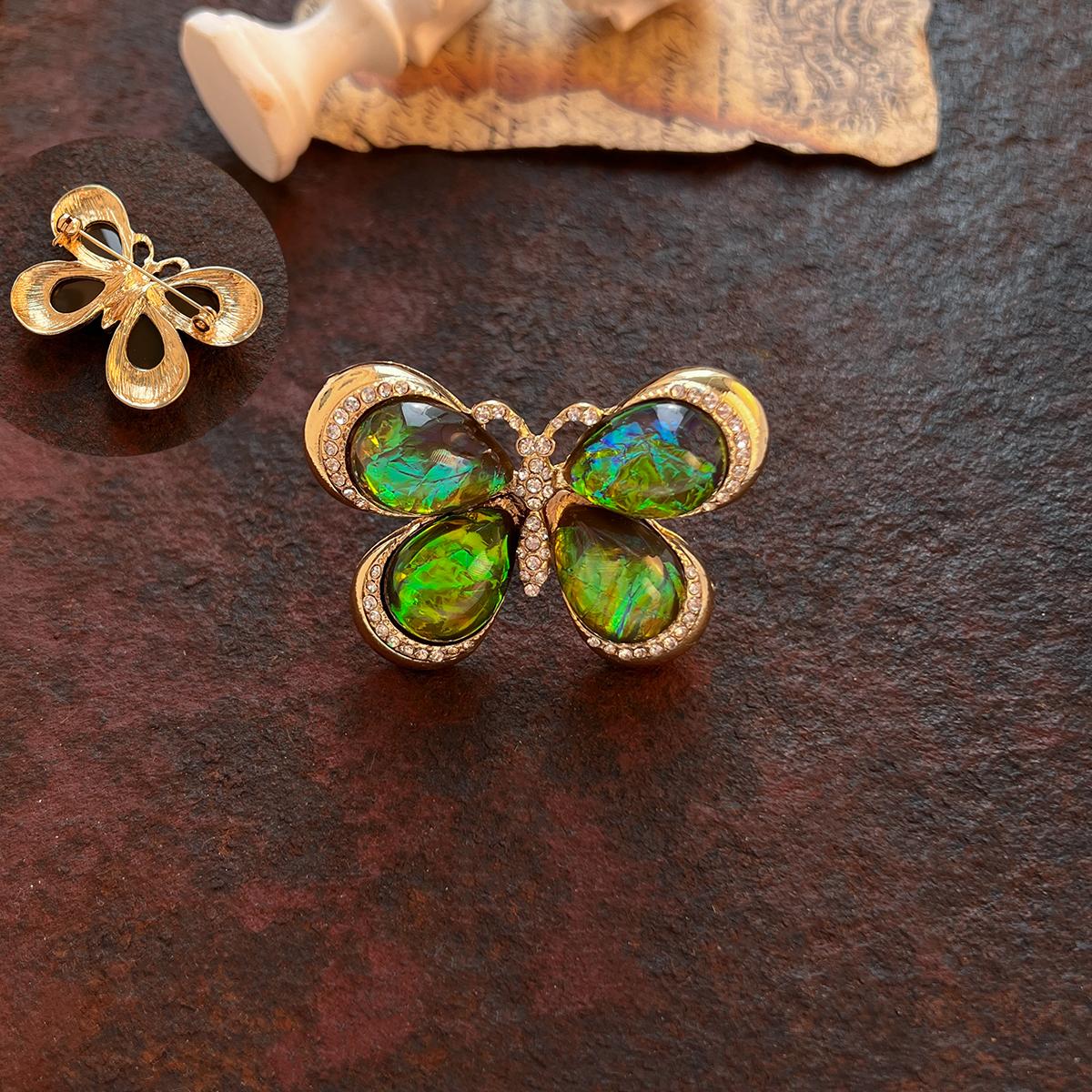 

Винтажный Средний Дизайн Женщины Мужчины Кролик Крест Значки Булавки Ретро Классический Унисекс Дворец Барокко Стразы Костюм Броши Пряжки