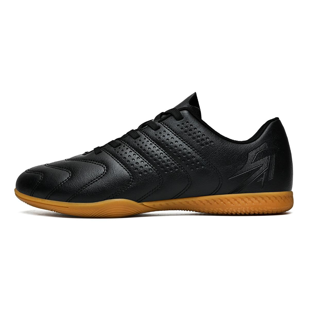 Zemās futbola apavi Vīriešu un sieviešu