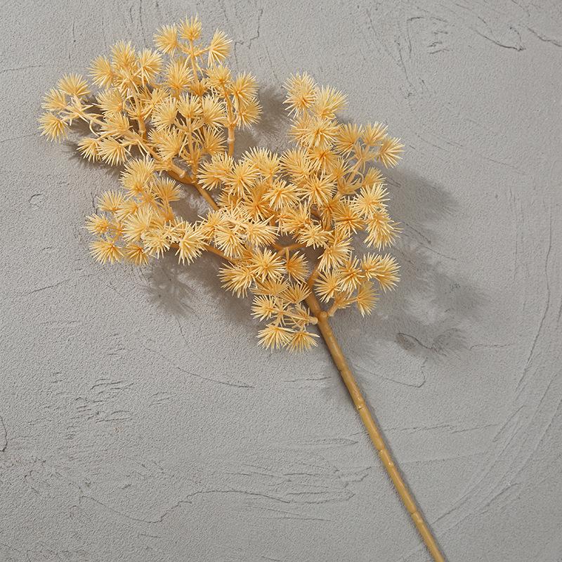 Ramură Artificială de Pin cu Frunze de Arțar și Accente de Chiparos