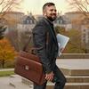 Vannus Herren Aktentasche aus echtem Leder, Italienisches Leder, Großes Fassungsvermögen, Stehend, Passt für 15,6-Zoll-Laptop, Braun