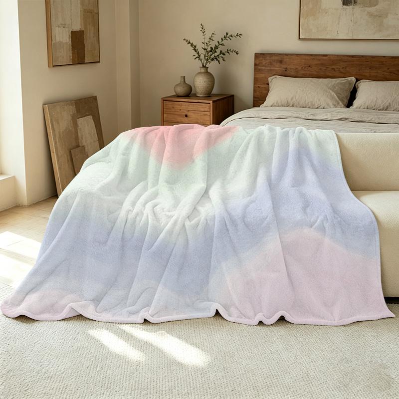 Gradient Flannel Fleece Blanket - Soft, Warm & Skin-Friendly, Cozy Home & Dorm Bedding, Perfect for Christmas & Halloween