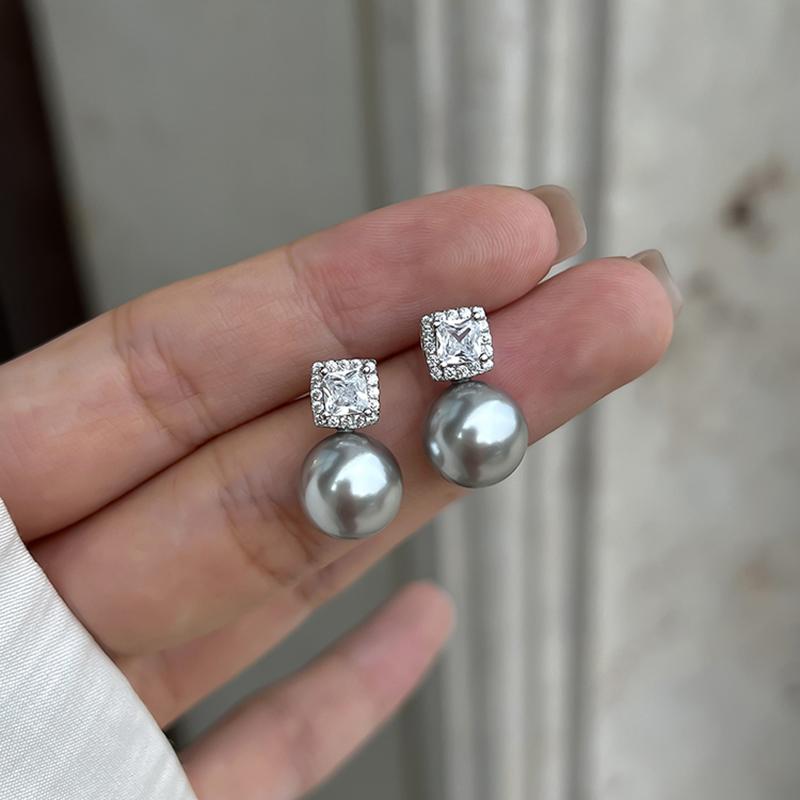 

2026 New Elegant Square Zircon Imitation Pearl Pendant Earrings for Women s or Girls French Romantic Jewelry Fashion Accessories