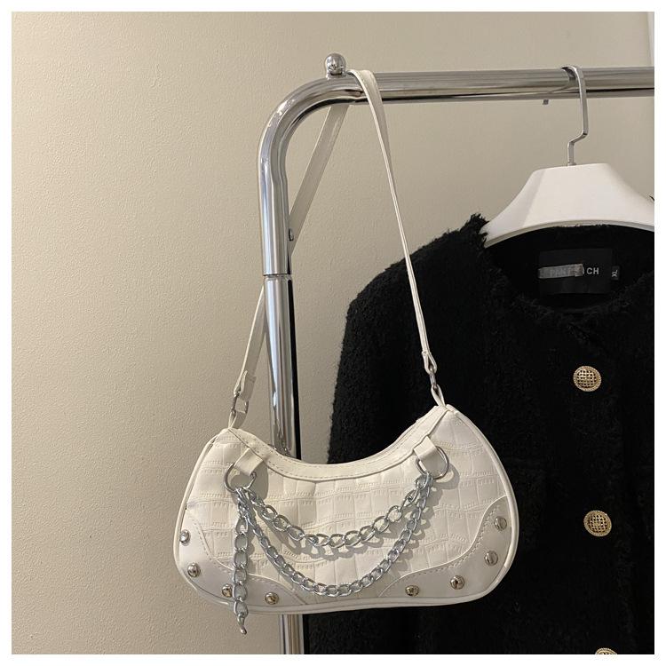 

Trendy Niche Design Vintage Underarm Bag Women New Fashion Korean Style Minimalist Chic Shoulder Bag білий