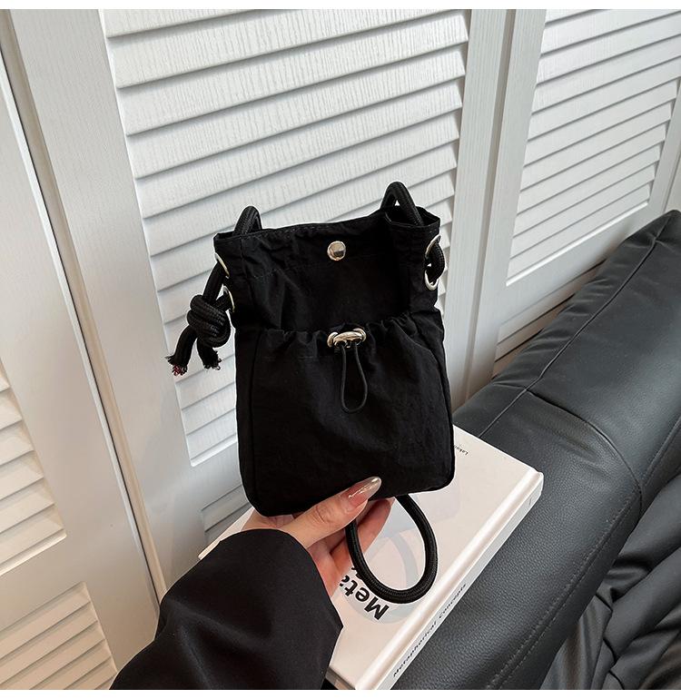 Canvas-Tasche Damen Sommer neue Mode Nischendesign Umhängetasche beliebte Bucket Bag