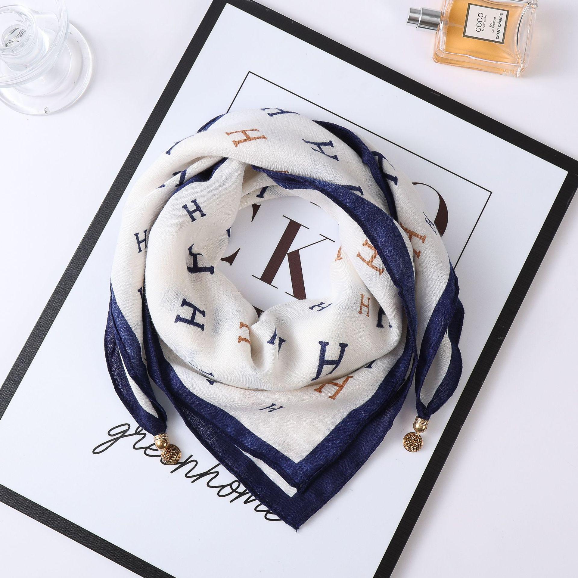 

Осенне-зимний шелковый шарф в западном стиле с корейским акцентом в виде магнитного золотого шарика