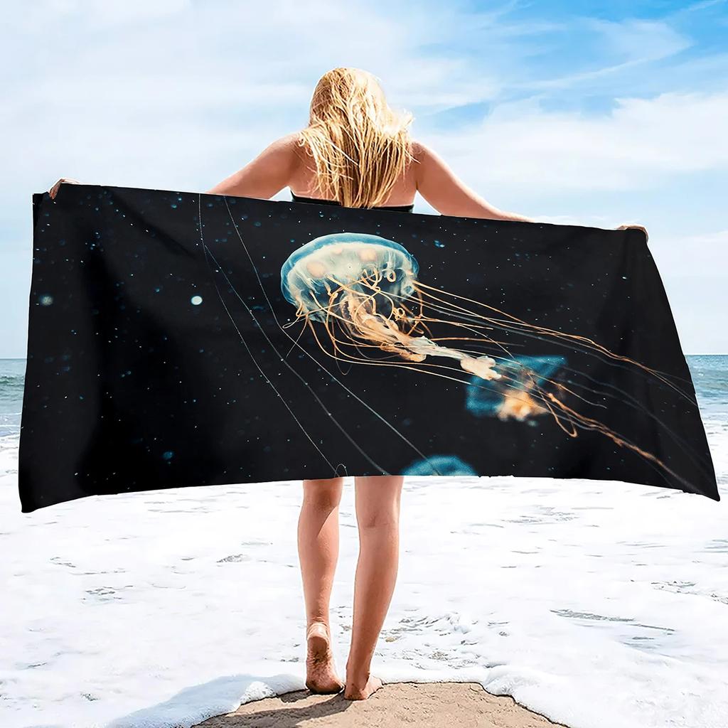 Jellyfish Printed Soft Beach Towels Super Absorbent, Quick Dry Decorative Pool Towels Lightweight Compact Beach Accessories