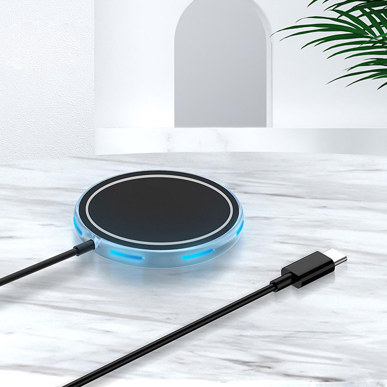 

Магнитное беспроводное зарядное устройство мощностью 15 Вт для быстрой зарядки iPhone