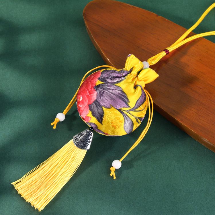 Embroidered Lavender Sachet: Dragon Boat Festival Car Pendant, Mosquito Repellent for Babies and Kids