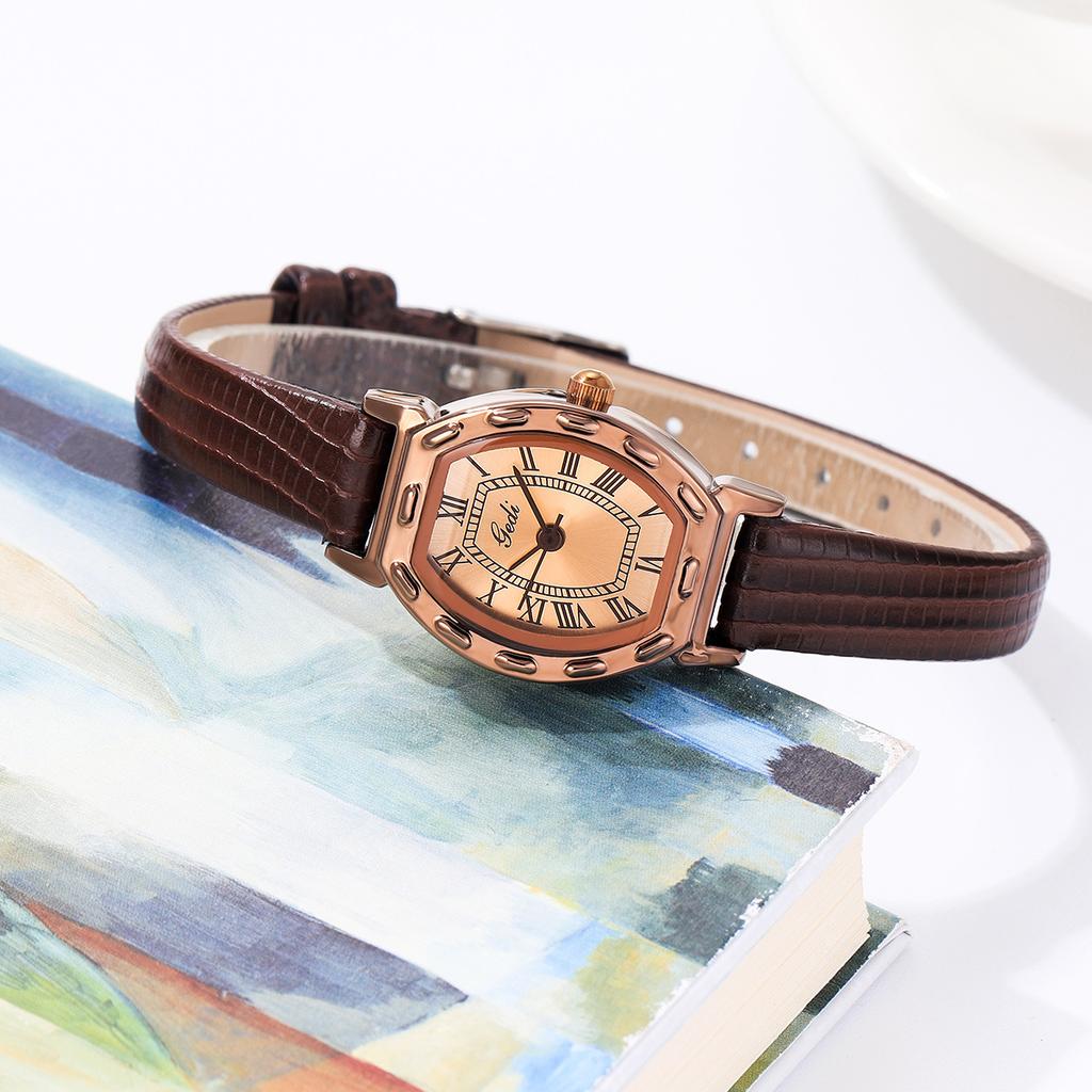 Retro Wine Barrel Type Women'S Watch Small Dial Roman Scale Belt Watch Women'S Quartz Watch