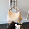 Today's popular portable bucket bag women's new fashion retro shoulder bag daily commuter messenger bag