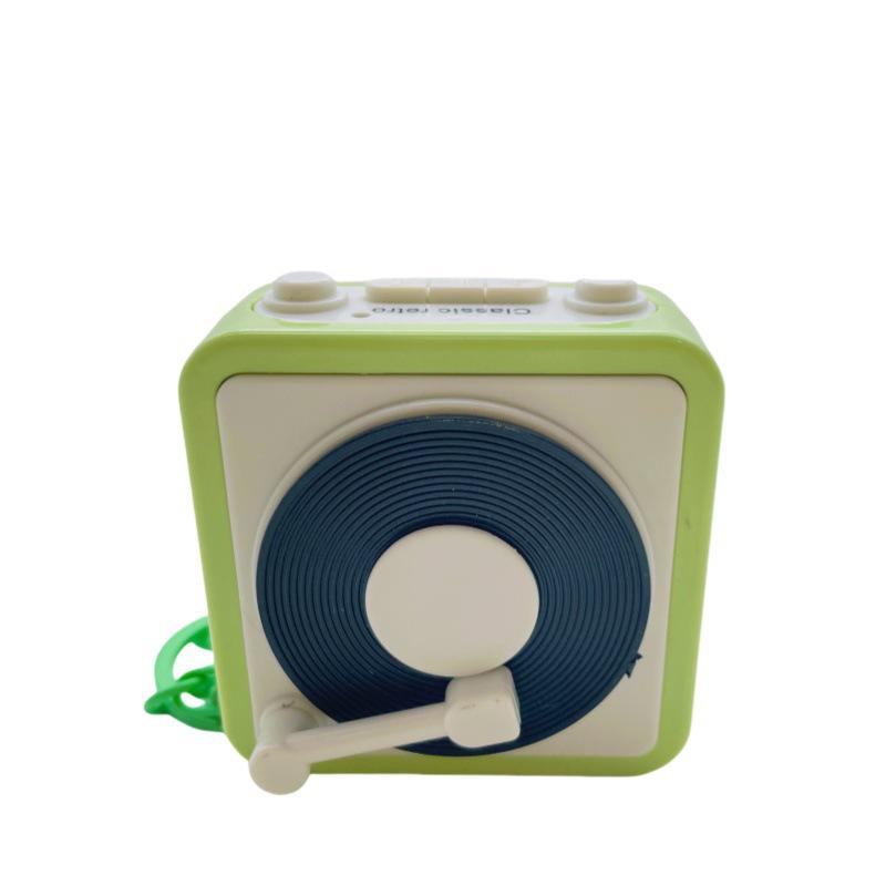 Gramophone Keychain: Fun Portable Music Box & Record Player Bag Pendant Gift for Students and Parties