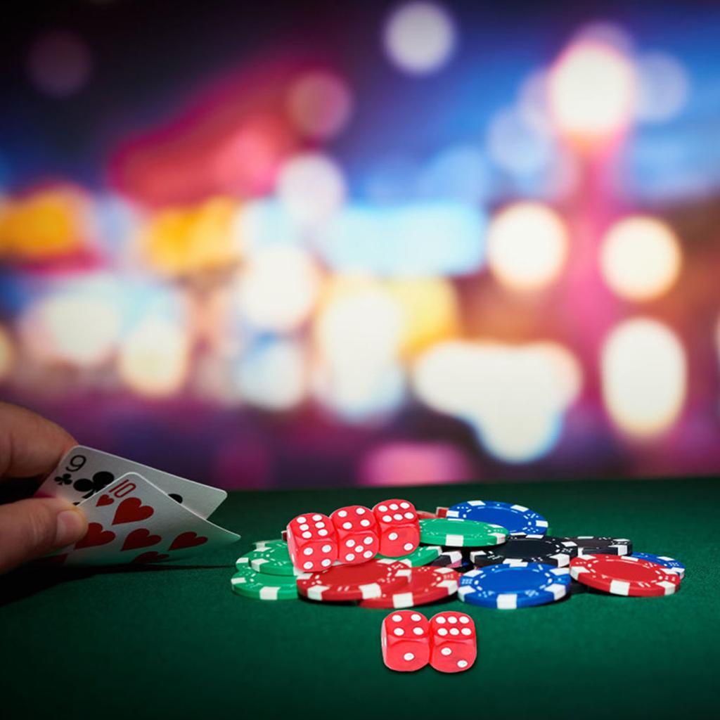 Chips Set Texas Cards Poker Dice Decks Set Accessories for Casino Game 300pcs