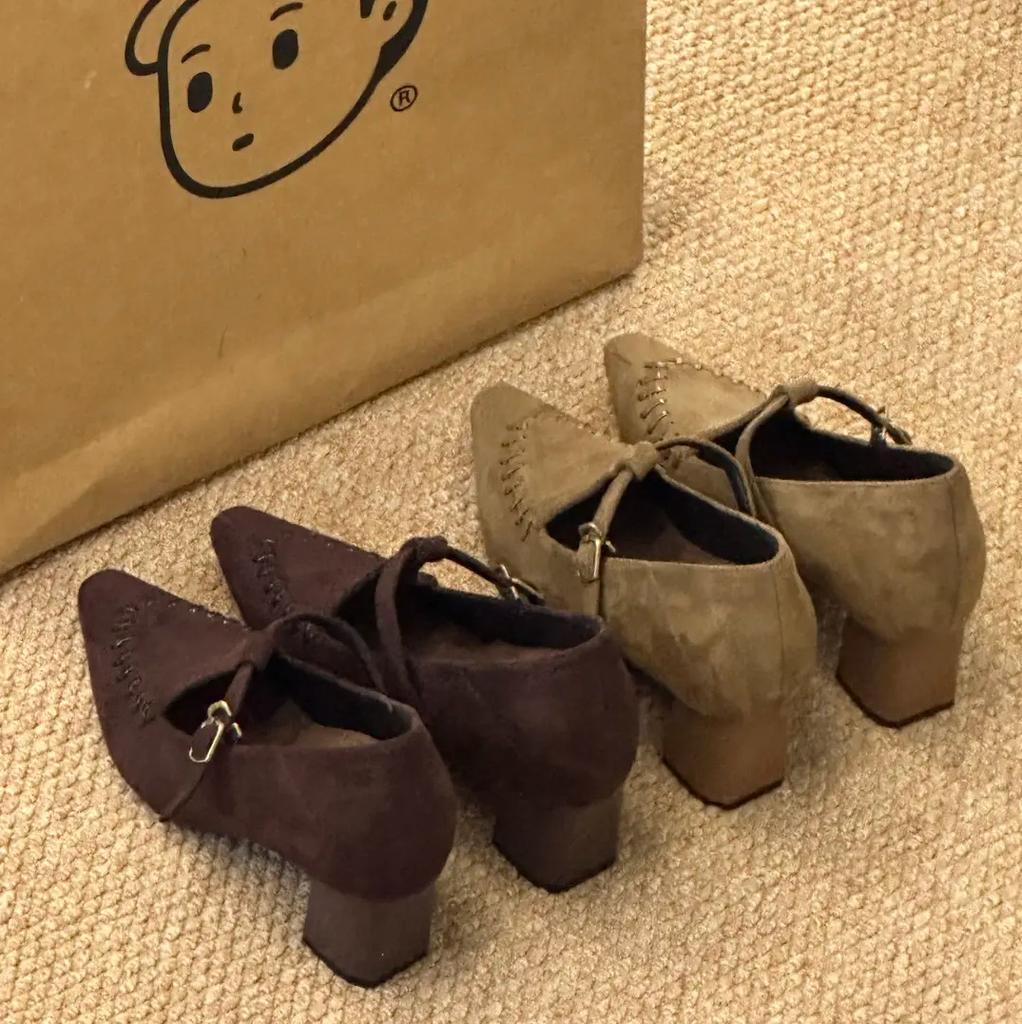 Retro Pointed Mary Jane Shoes Women's 2025 Autumn New Versatile Soft Sole Suede Low Heel Pointed Single Shoes Lazy Shoes