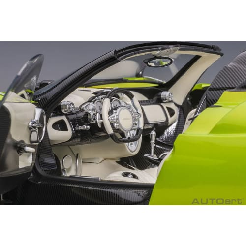 AUTOart 1/18 Scale Pagani Huayra Roadster Metallic Light Green Finished Model 78288