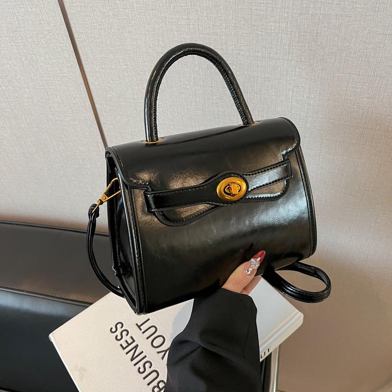 

Премиальная текстура ретро портативная маленькая сумка женская новый сезон универсальная сумка-мессенджер маленькая квадратная сумка маленькая сумка чёрный