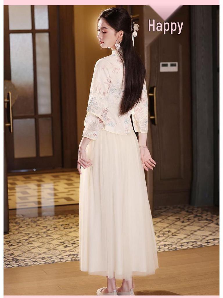 2025 Neuer Stil Champagner Langarm Brautjungfernkleid für Herbst-/Winterhochzeit