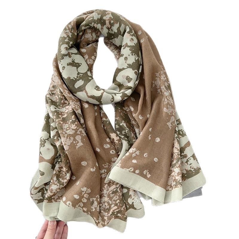 2025 New Retro Literary and Versatile Travel Photo Sunscreen Sunshade Shawl Air-conditioned Room Dual-purpose Cotton and Linen Scarf Women