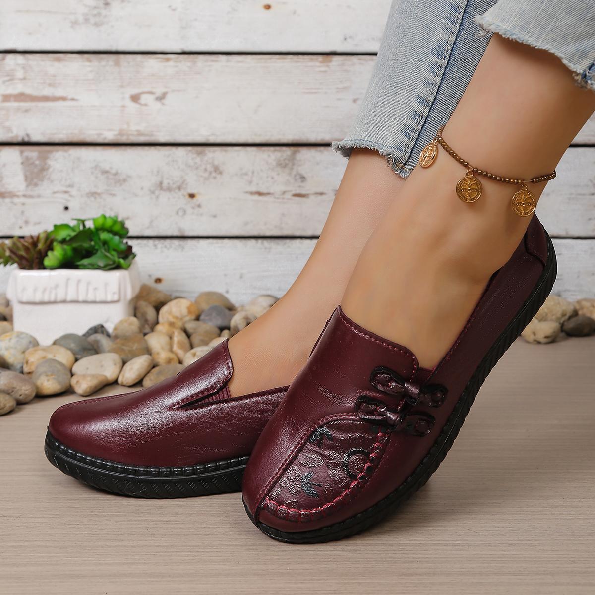

Women s Middle-aged and Elderly Non-slip Waterproof Soft Sole Lightweight Grandma Shoes 42 червоний