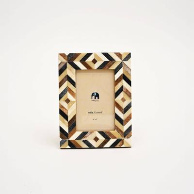 Brick Pattern Inlay Photo Frame -4x6 Inches