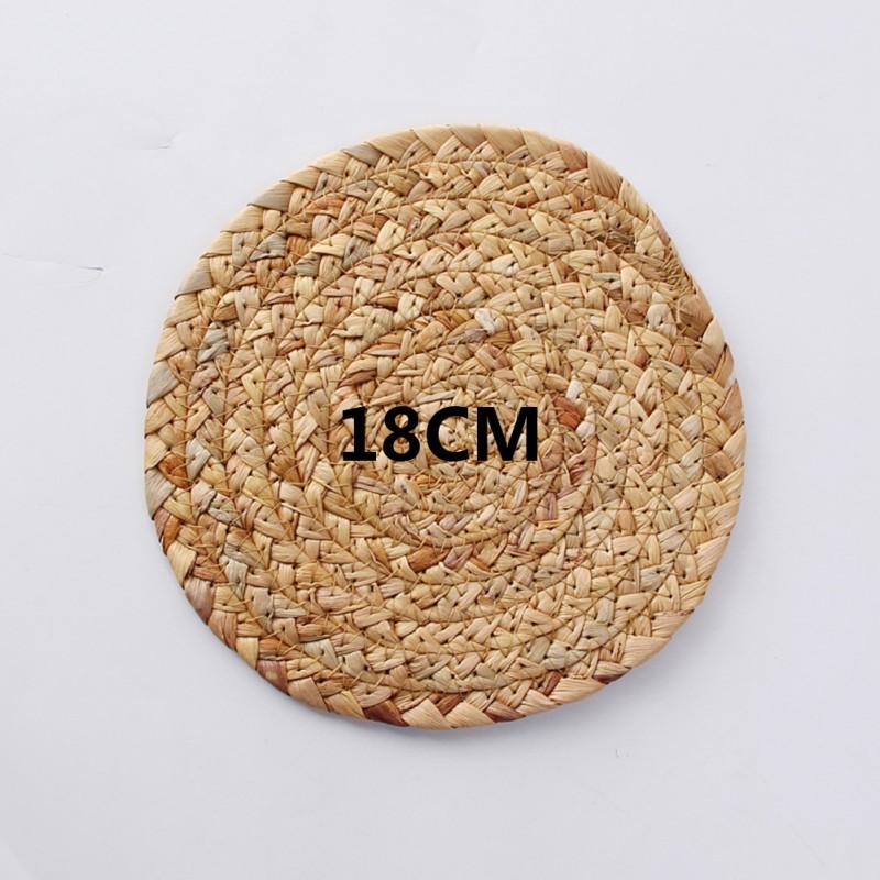 Round Woven Placemat Natural Water Hyacinth Place Mats Straw Table Mats for Dining Table Christmas Rustic Heat Resistant Cup Pad