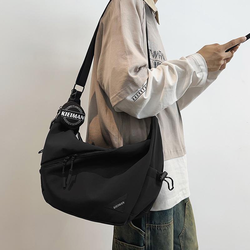 Nylon Messenger Bag Women's Large-capacity New Autumn and Winter Casual and Lightweight Shoulder Bag Couple Shoulder Bag