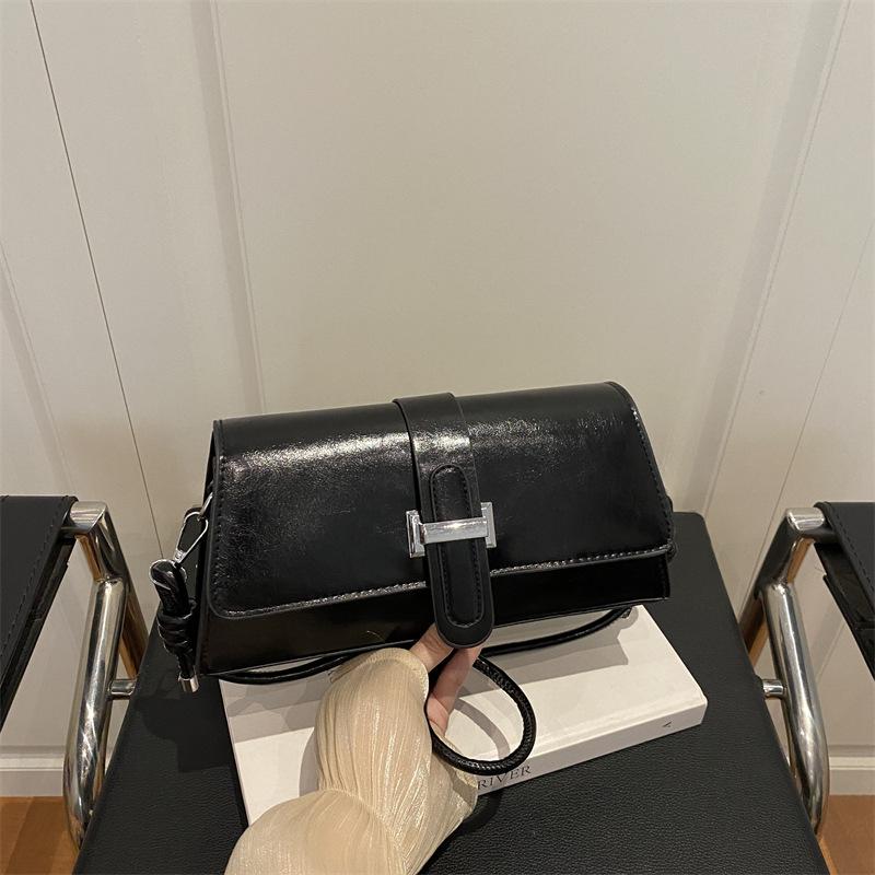 French Chic Faux Leather Baguette Bag Trendy Shoulder Armpit Crossbody Purse