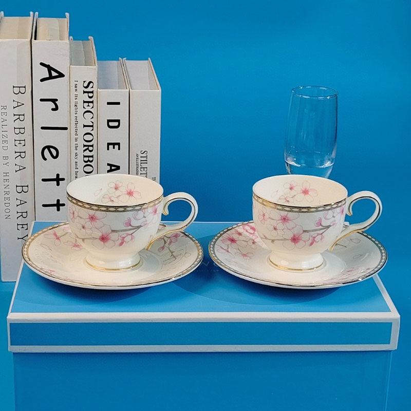 

Dish Bone China English Style Black Tea Cup, Beautiful Girl s Heart Afternoon Tea Cup
