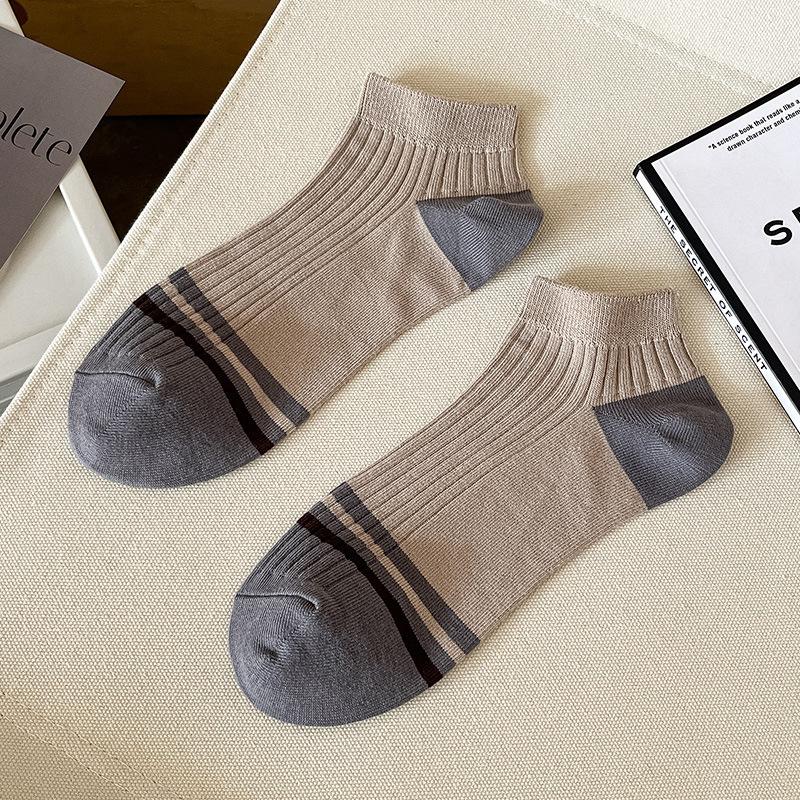 Men Spring and Summer Thin New Matching Color Leisure All Kinds of Anti Odor Absorption Sweat Socks