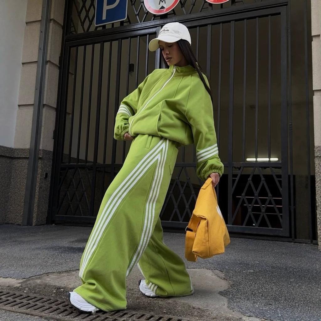 New Color Block Zip Up Classic Three Stripe Hooded Set Fashion Casual Two Piece Track Suit for Women