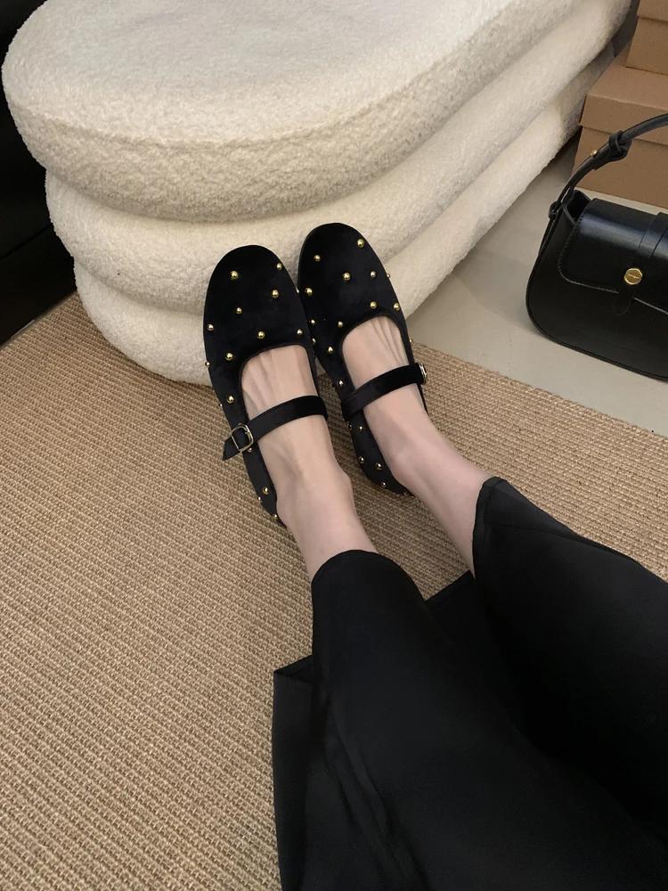 Fashion IPPEUM Red Velvet Ballet Flats Women Mary Janes Shoes 2025 New Round Toe Buckle Ballerina Shoes