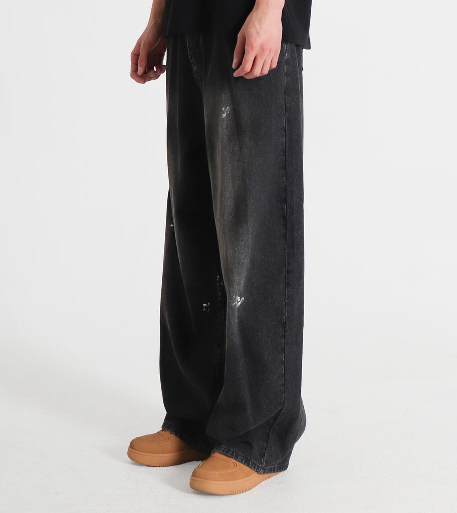 Beoteunseoul Drop Painting Curved Wide Denim Pants [Black Denim]