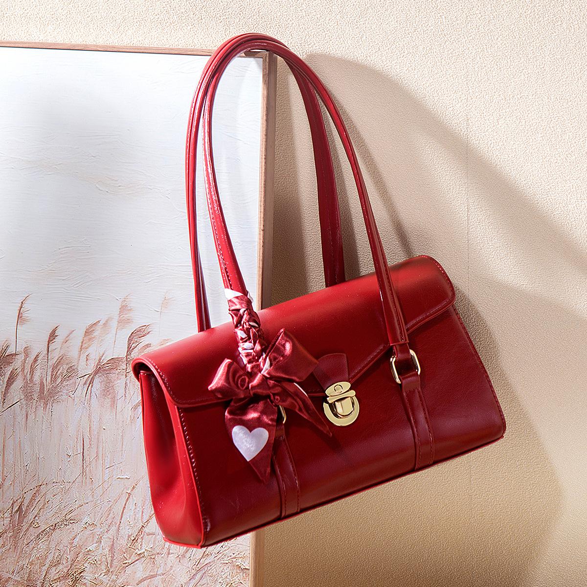 Wedding bag for brides 2024 new model, high-end red bag, French retro underarm bag, niche light luxury shoulder bag красный
