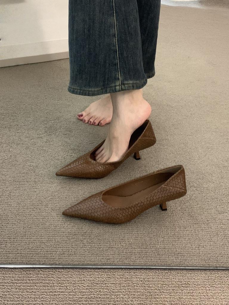 High sense niche high heel temperament pointed tip thin heel single shoes French evening commute fashion grandma shoes