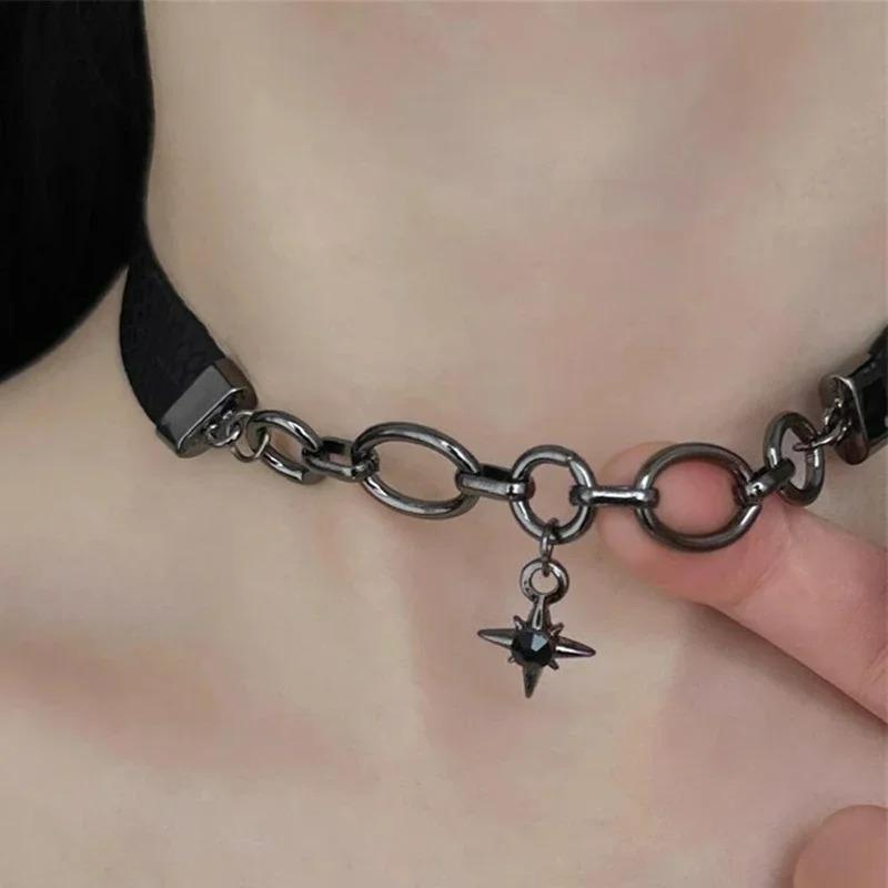 Collier Pendentif Étoile Noir Tendance Y2K pour Femmes Chokers en Cuir Charms Zircon Strass Vintage Punk Cool Bijoux Cadeaux
