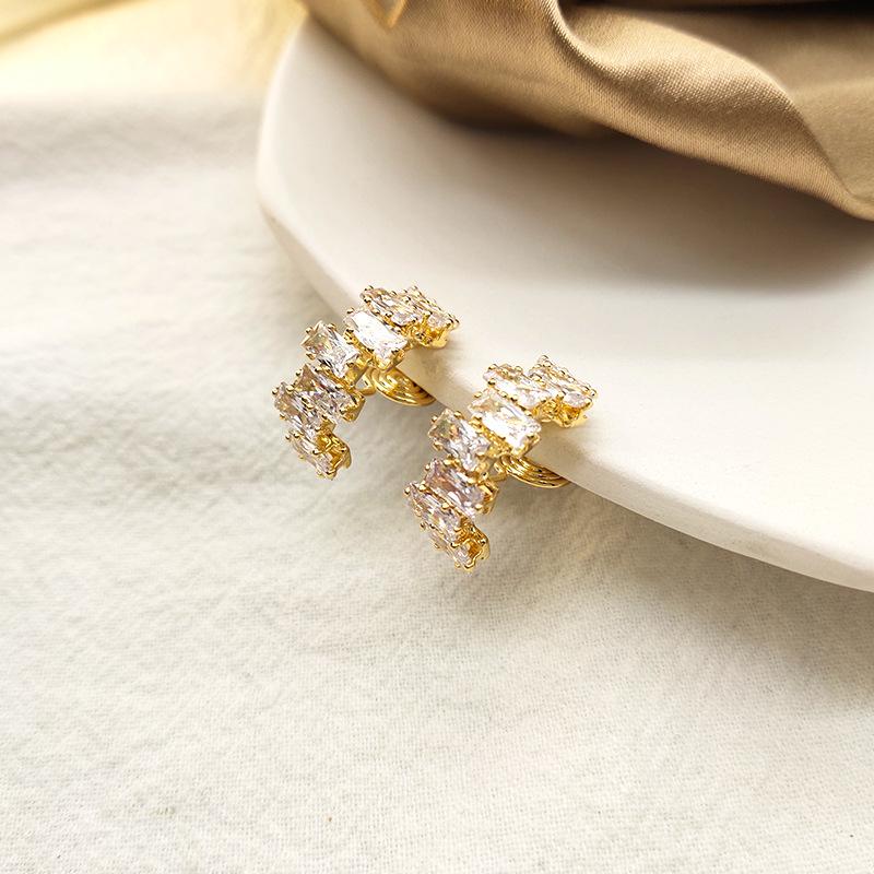 French Luxury Zircon C-Shaped No-Piercing Earrings for Women