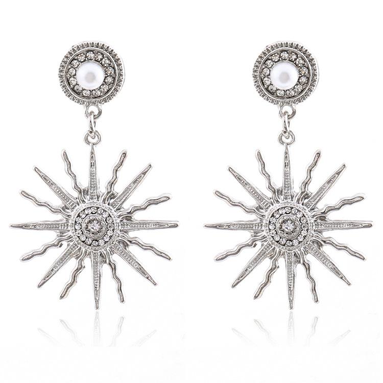 

Vintage Sun Flower Female Gold Color Exaggerated Dangle Drop Earrings For Women Fashion Statement Earrings Wholesale