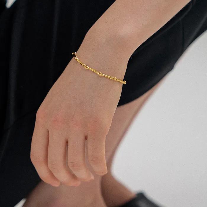 Curved Stick Chain Bracelet