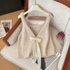 The new models in early spring are worn on the front and back, with straps, bows decorated with v-necks, sleeveless stacked, and knitted sweaters with