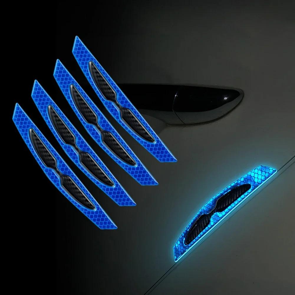 4X Autotür Kollisionsschutzleiste Kohlefaser Reflektierender Aufkleber Stoßstange Blattplatte Universeller Karosserie Warnungs Dekorativer Aufkleber