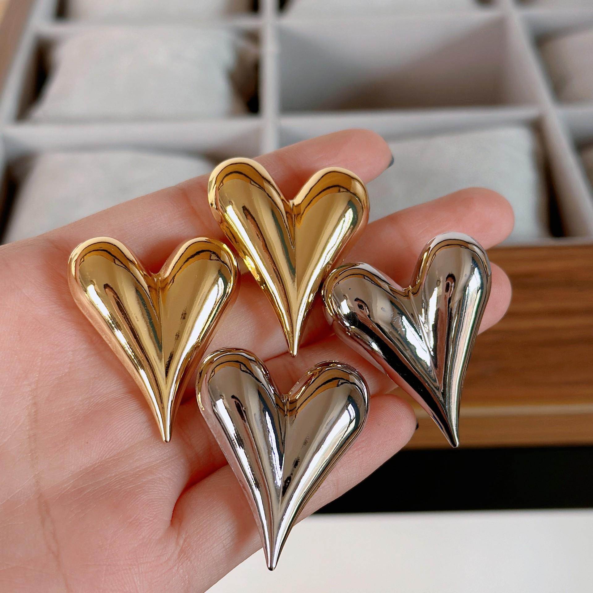 

Серьги Простые глянцевые серьги-гвоздики Love Персонализированные круглые серьги-подвески в форме персикового сердца для женщин серебряный