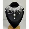 Tendance Mode Niche Dentelle Pierres Précieuses Pendentif Chaîne Clavicule Collier Tempérament