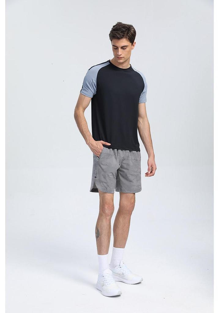 Men's Quick-Dry Camouflage Sports Shorts: Loose Fit for Running, Training, and Fitness
